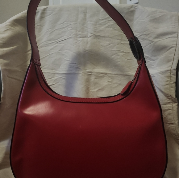 Oroton Cherry Red Shoulder Bag - Picture 3 of 9